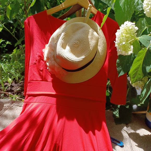 Red Vintage Dress size Medium Paris Shoulder Bag Straw Hat with Flower - Picture 3 of 4